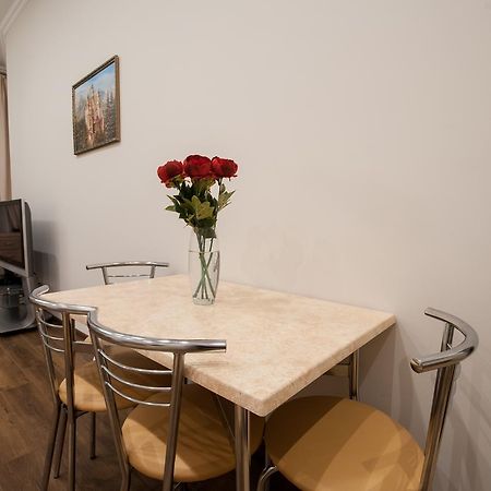 Wonderful Flat On City Center ウージュホロド エクステリア 写真